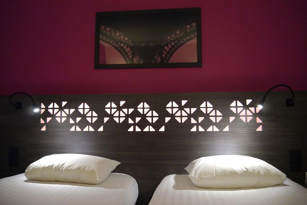 Hotel Eiffel Capitol Париж Екстериор снимка