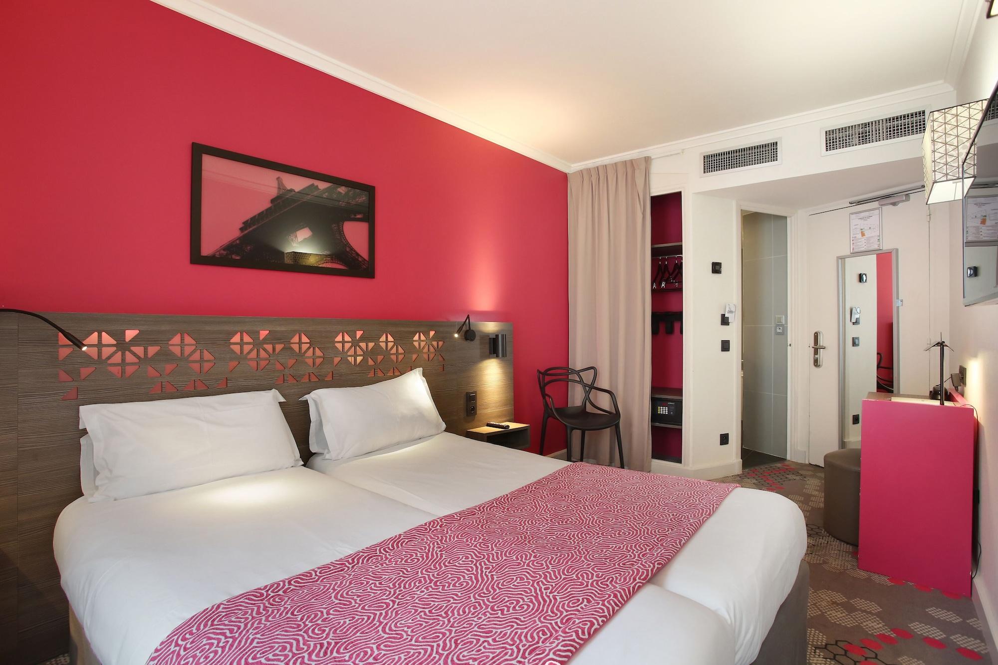 Hotel Eiffel Capitol Париж Екстериор снимка