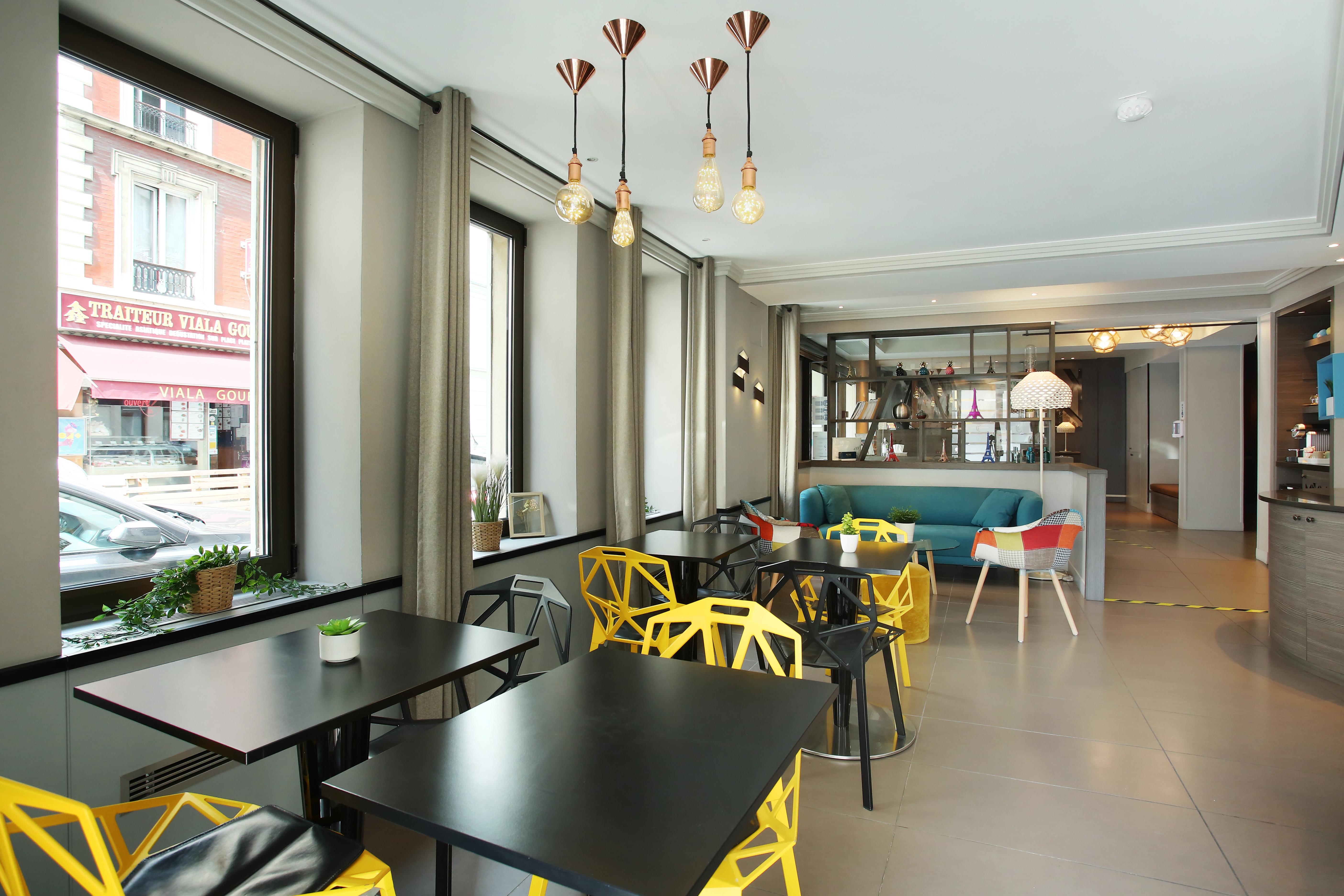 Hotel Eiffel Capitol Париж Екстериор снимка