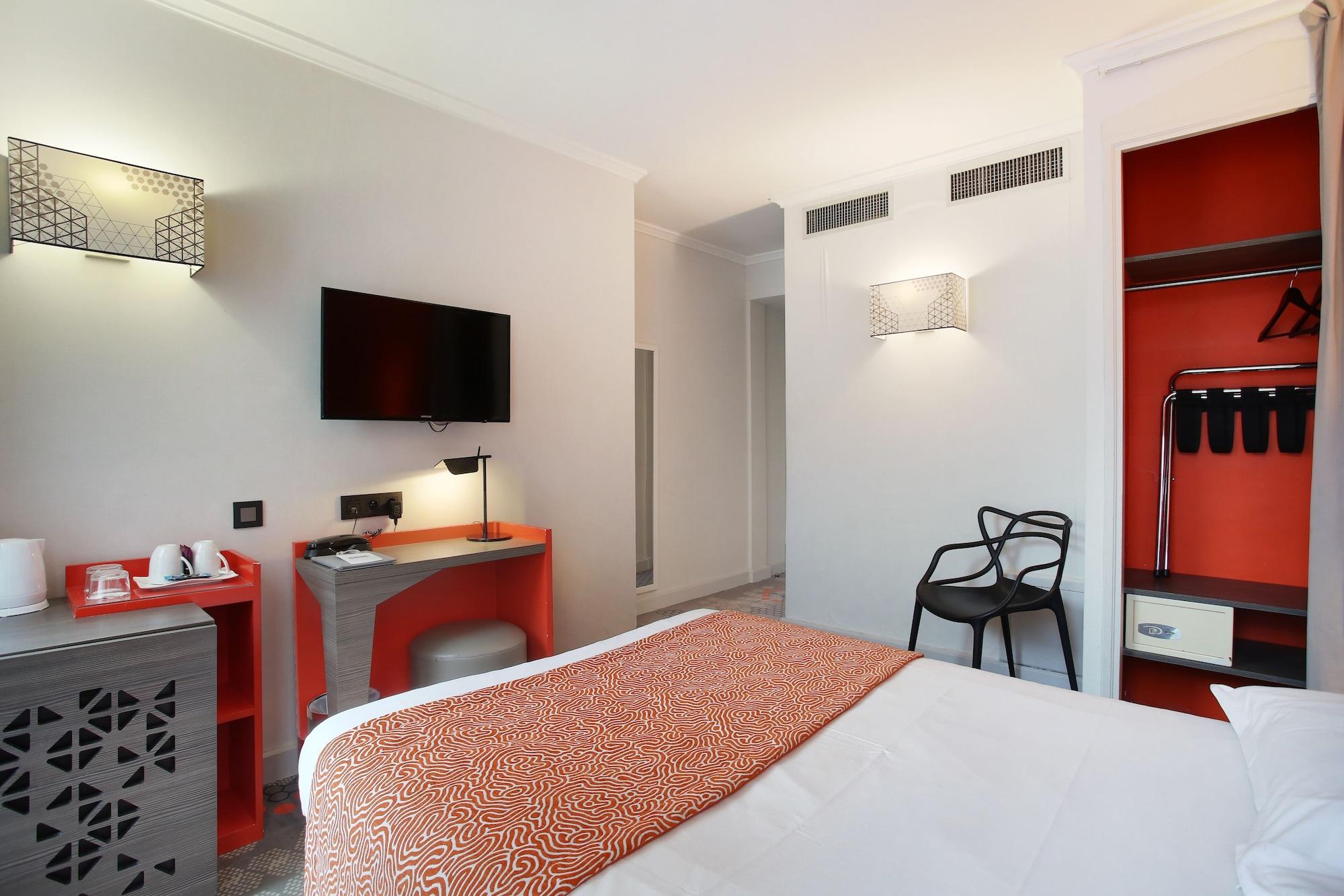 Hotel Eiffel Capitol Париж Екстериор снимка