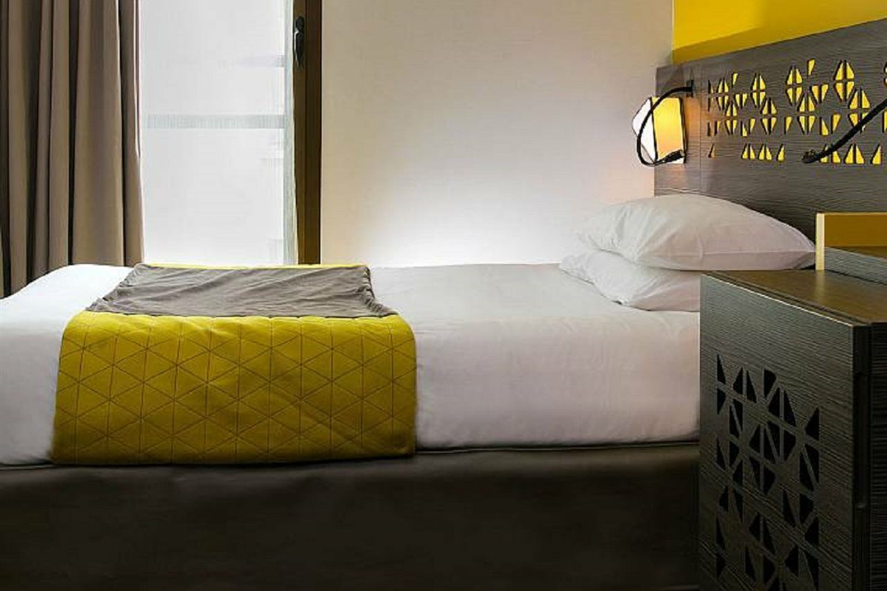 Hotel Eiffel Capitol Париж Екстериор снимка